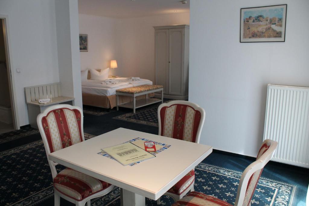 Hotel Bellevue Warnemünde Rostock Buitenkant foto